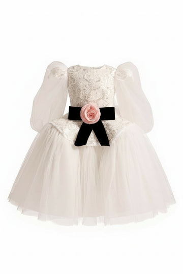 WHITE ROSE